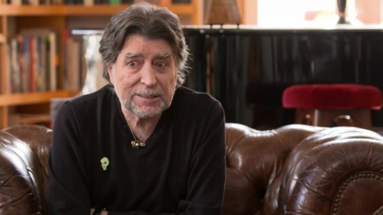 Joaquín Sabina habla sobre el poliamor, el erotismo y su boda con Jimena Coronado