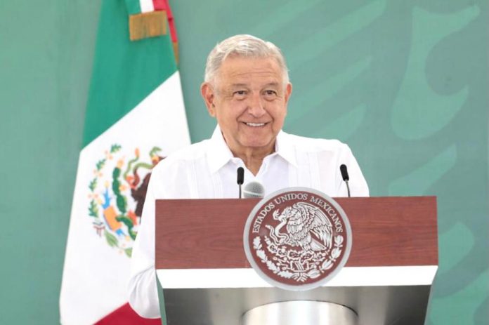AMLO giras