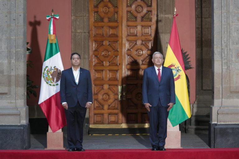 Acuerdan nueva relación entre México y Bolivia