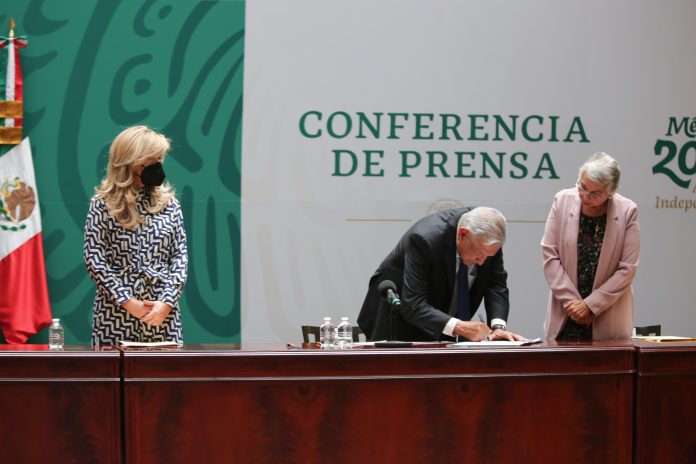 Firma Acuerdo nacional