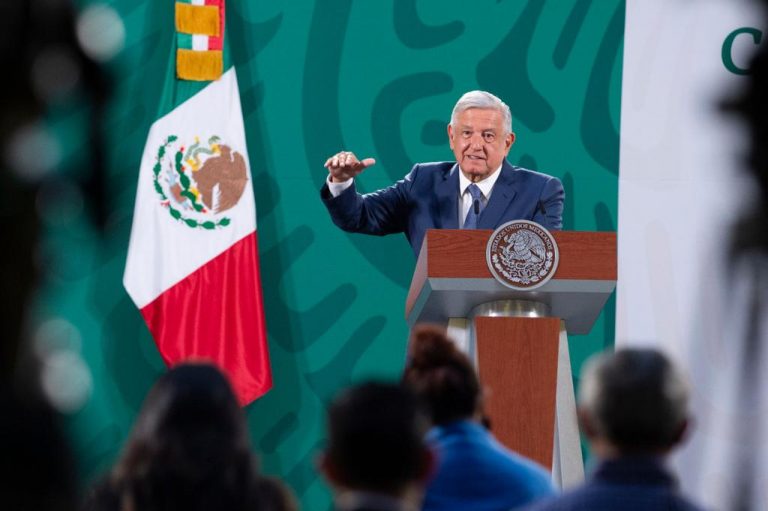 Reconoce AMLO problemas con robo de gas; afirma que se combatirá y se buscará bajar el precio al consumidor