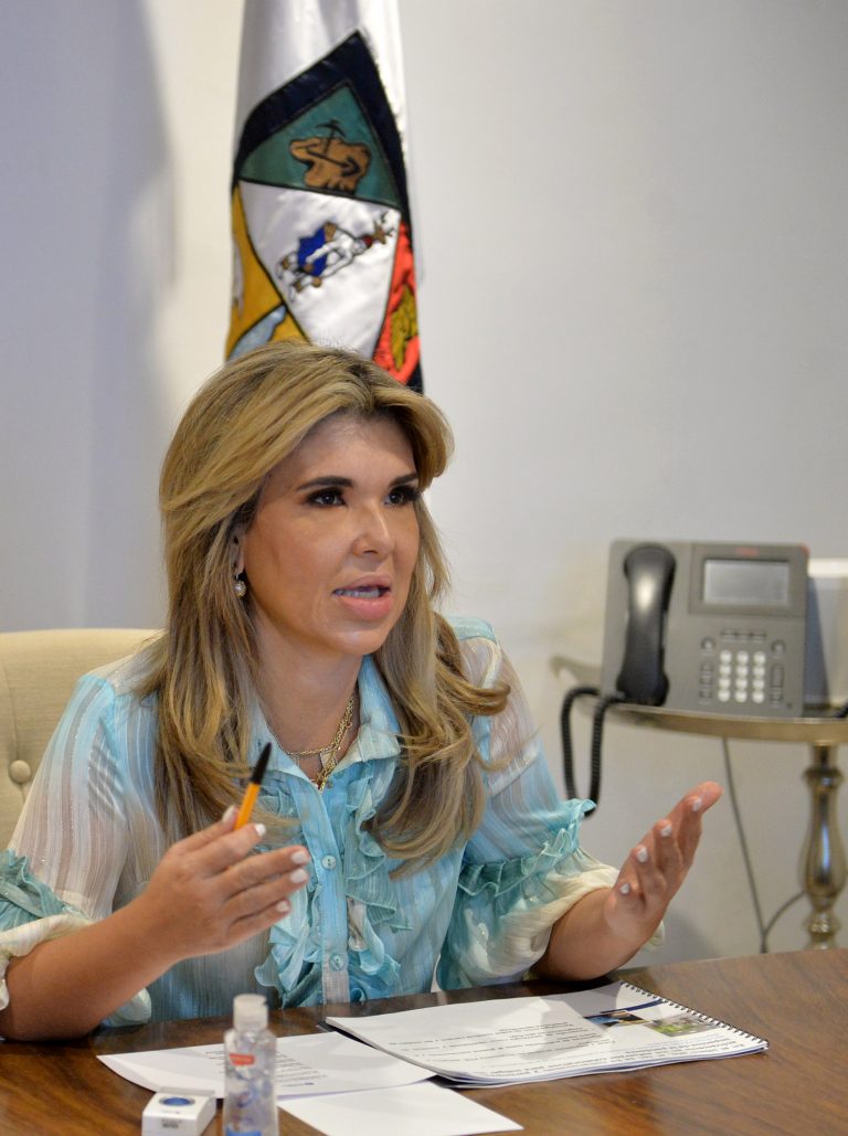 Prioridad del gobierno de CPA concluir con vacunación