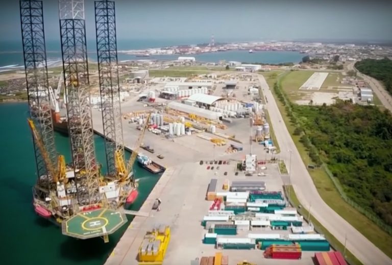 México podría construir 4 refinerías como Dos Bocas con lo que ha importado de combustibles en 2 años