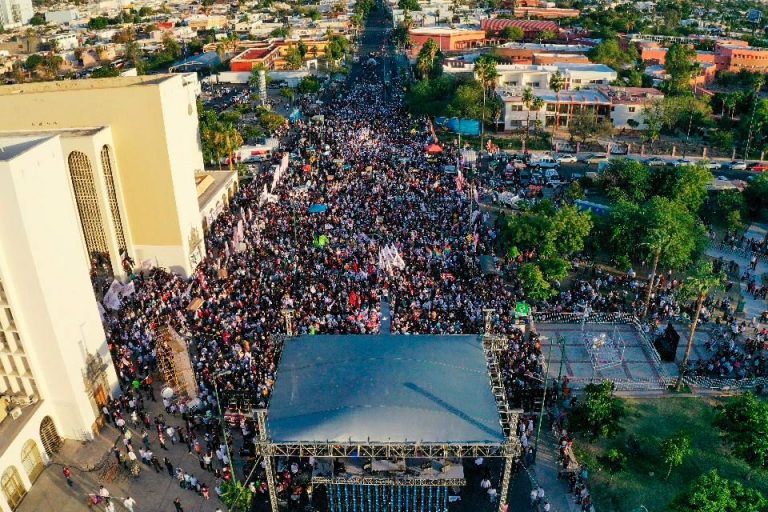 Megacierre de Durazo en Hermosillo, 30 mil ciudadanos salen a dar su apoyo al de Morena