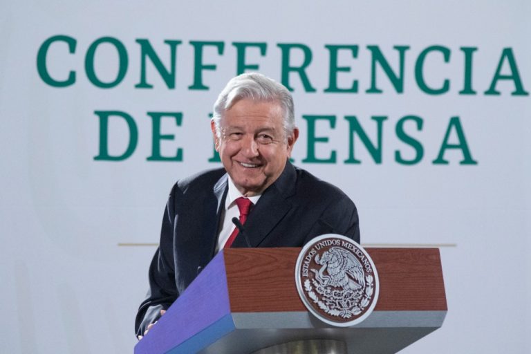 Garantizarán gobierno federal y Sonora bajos costos de electricidad; crearán empresa generadora de electricidad a partir del sol