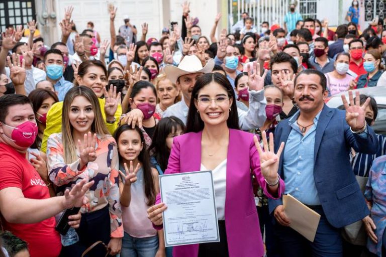 Gana Geraldine Ponce en Tepic; es la primera mujer que gobernará ahí
