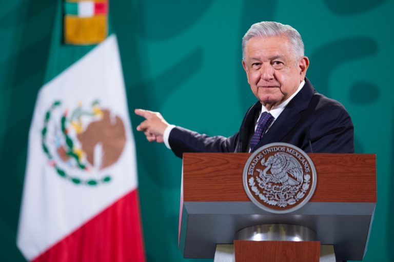 Refrenda AMLO compromiso total con Sonora; terminará la 4 carriles y garantizará recursos para Cananea, Yaquis y para el gobierno de Durazo