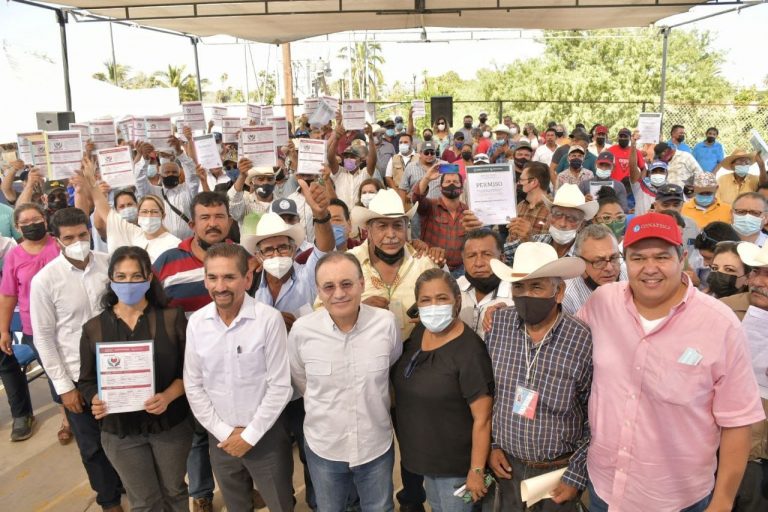 Entregan recursos de Bienpesca a pescadores de Sonora