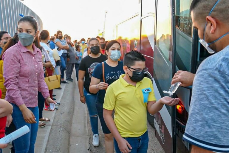 Celebran en SLRC reapertura de las fronteras México-EU