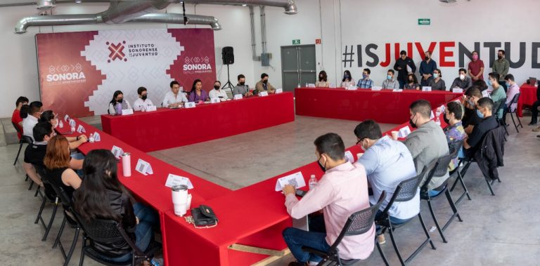 Presenta Rebeca Valenzuela la nueva visión y plan de trabajo del ISJ a representantes de sociedades de alumnos universitarios