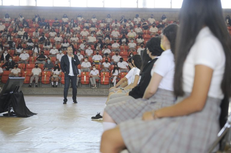 Gobernador Alfonso Durazo preside incorporación de jóvenes sonorenses a Programa de Becas “Benito Juárez García»