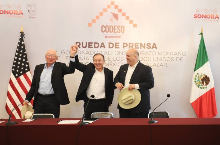 «Puertas abiertas» entre Estados Unidos y Sonora para aumentar la integración económica, dice Ken Salazar, embajador de EU en México