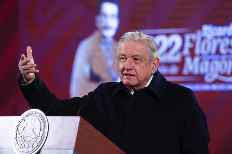 Nombramiento de Pavlovich era su deseo, dice AMLO; pide que si tienen pruebas en contra de ella, las presenten