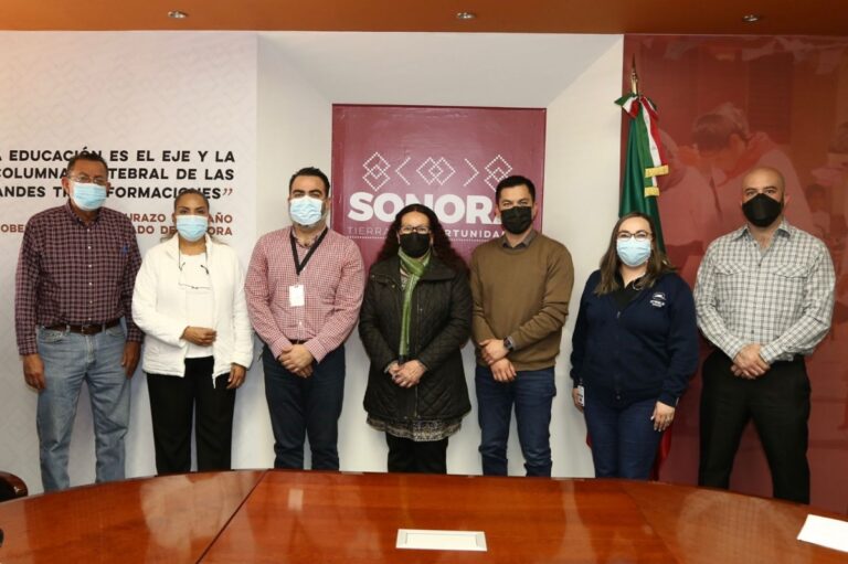 Impulsan alfabetización firma Zobele y el ISEA