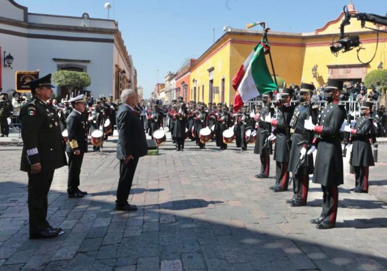 Desaparecerá la CFE de no lograrse la reforma eléctrica, dice AMLO