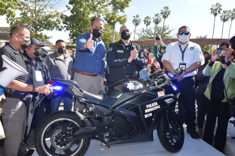 Inicia Hermosillo transición a lo eléctrico; entran electro motos a patrullar la capital de Sonora