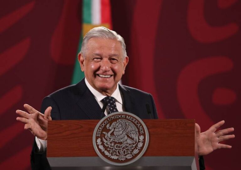 Dejará México de comprar Diesel, dice AMLO