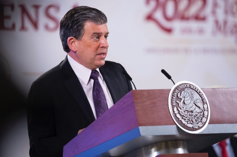 Dan 100% de incentivo fiscal a combustibles en México