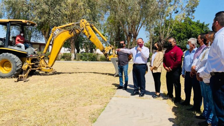 Impulsan mejora urbana en SLRC; sigue Santos González lanzando proyectos y obras