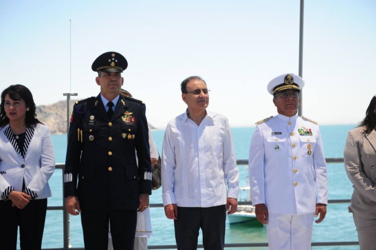 Conmemora gobernador Alfonso Durazo día de la Marina Nacional