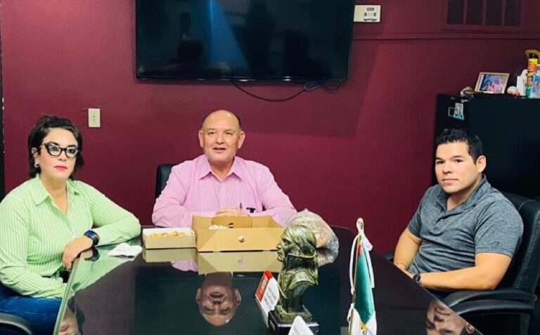 Refrenda alcalde de SLRC apoyo a emprendedores locales