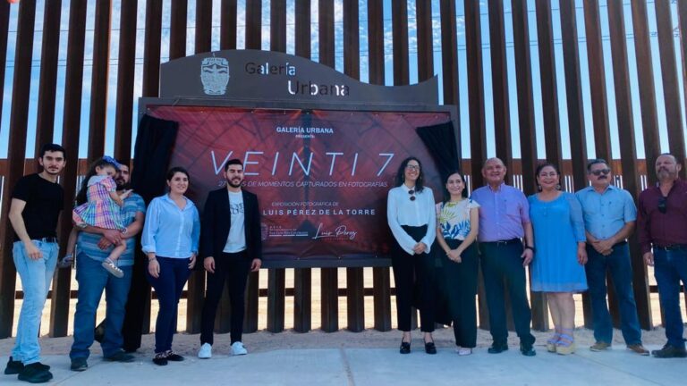 Inaugura alcalde de SLRC exposición en galería urbana