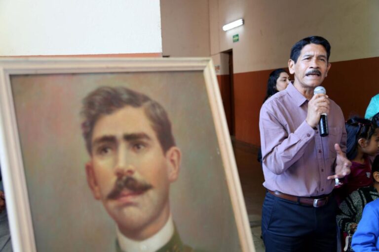 Conmemoran 107 años del internado Cruz Gálvez