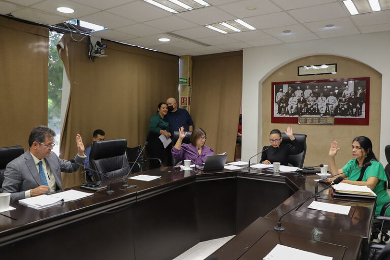 Aprueba comisión de Hacienda proyecto a favor de 72 ayuntamientos