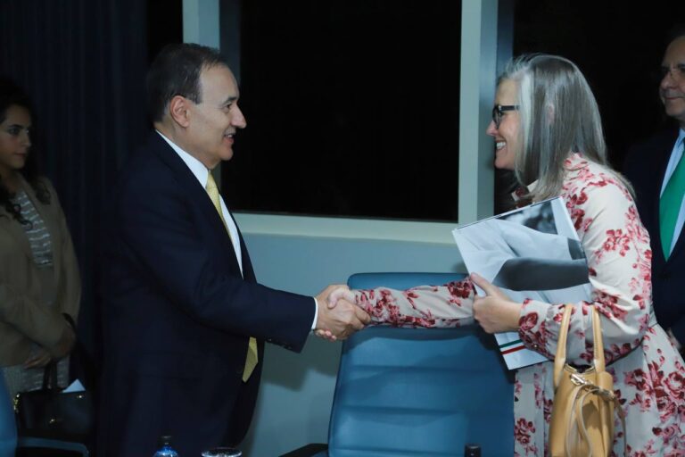 Busca Sonora estrechar lazos con Arizona; darían impulso a plan de integración regional