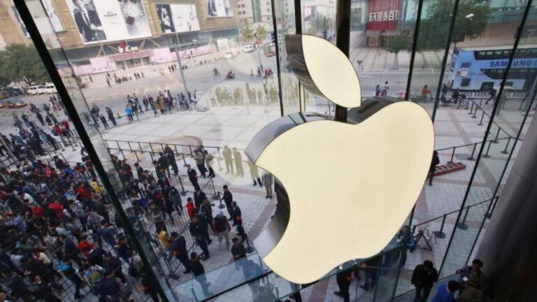 Apple sorprende, mientras otras tecnológicas caen