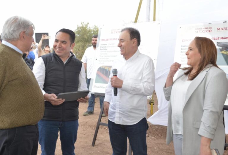 Presentaron a AMLO avances de desarrollo en el puerto de Guaymas