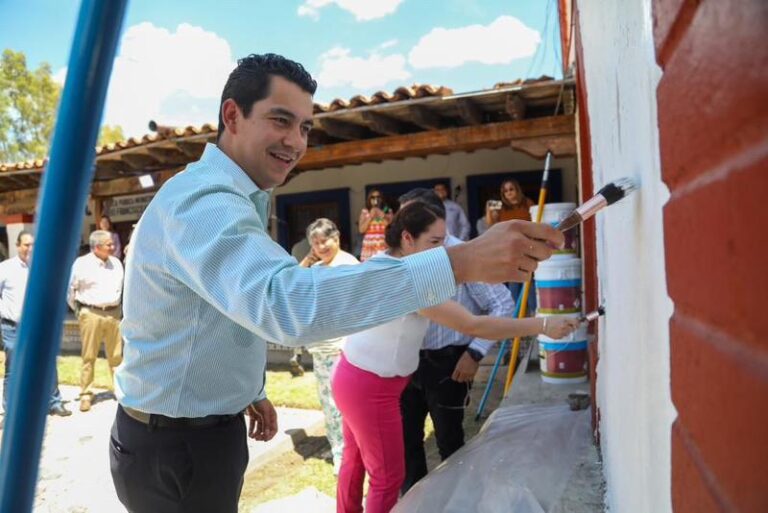 Inaugura Gobierno de Sonora Ruta Mágica de Color en Magdalena de Kino