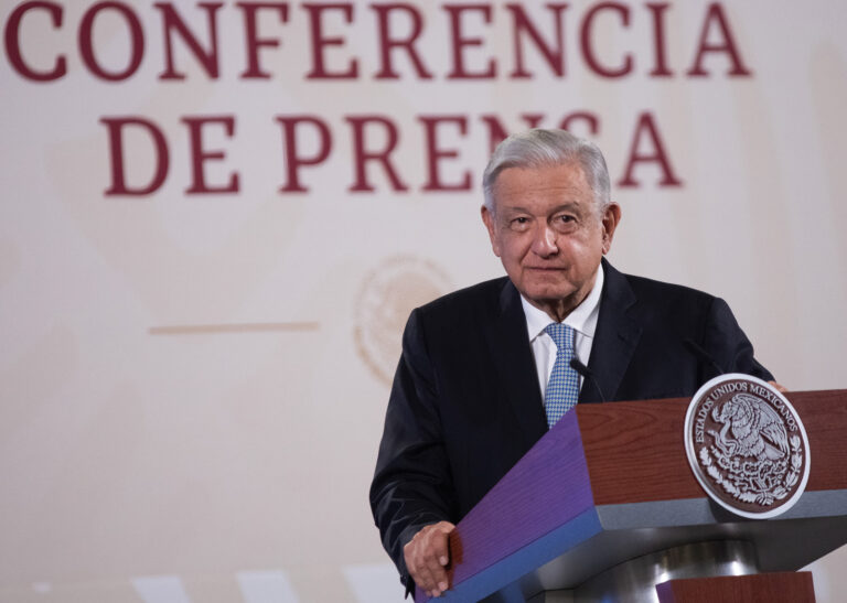 “Respaldaré el resultado”, afirma AMLO ante jaloneos en proceso interno de Morena