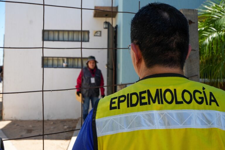 Gobierno de Sonora implementa acciones de campo, vigilancia y línea de atención epidemiológica contra rickettsia en Hermosillo