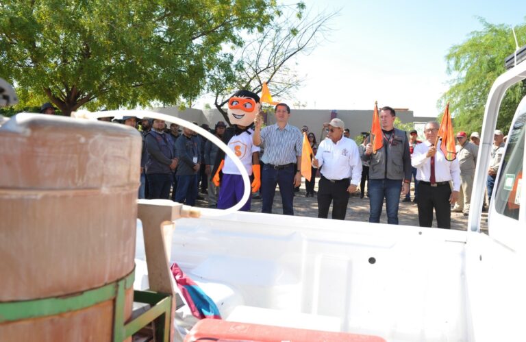 Encabeza Elías Retes banderazo a segunda jornada nacional contra el dengue