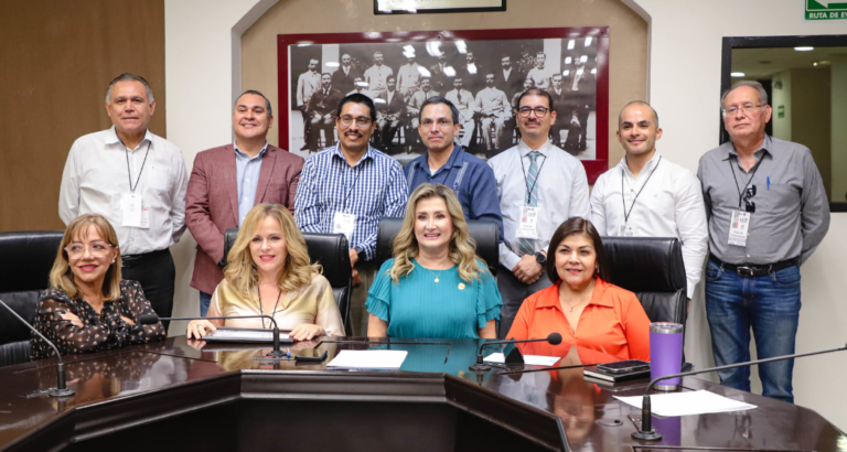 Legisladoras y sociedad buscan crear iniciativa para atención a la salud de la mujer