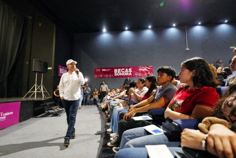 Beneficiamos a más de 110 mil estudiantes con el programa de becas más grande de la historia en Sonora: Alfonso Durazo