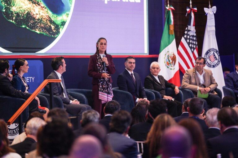 La inversión que llegue a México debe traducirse en desarrollo sustentable y con bienestar: Claudia Sheinbaum plantea la continuidad de la Prosperidad Compartida ante la American Society of México