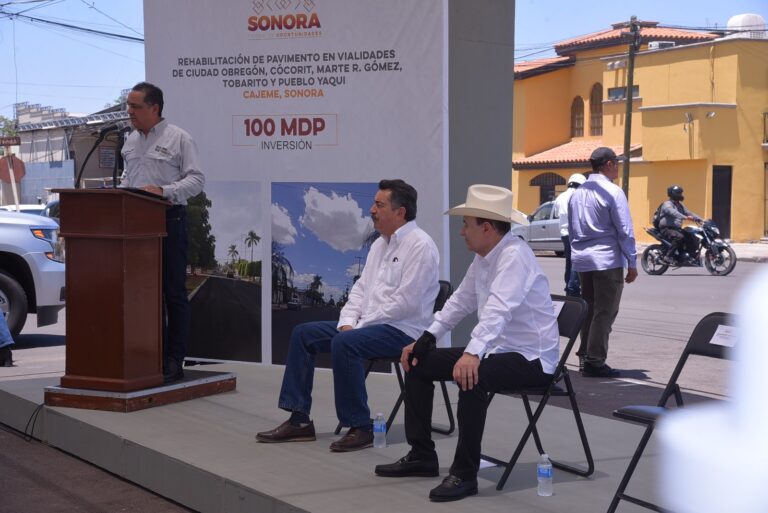 Entregan alcalde y gobernador obras de pavimentación en Cajeme