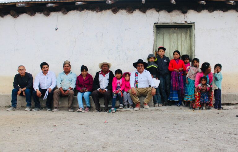 Cumple INPI el compromiso de garantizar el derecho de la niñez a la educación y alimentación en la Sierra Tarahumara