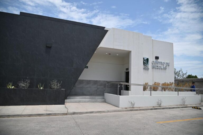 Supervisa Gobernador Durazo avance de Centro de Mezclas en Clínica 14 del IMSS