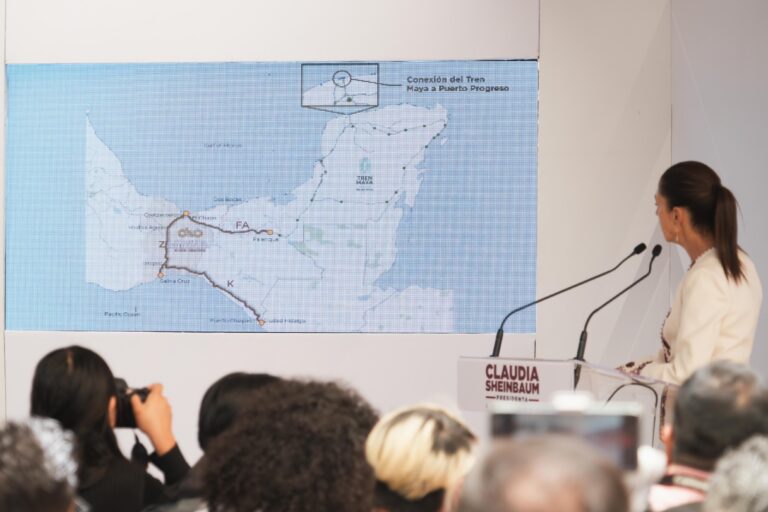 Claudia Sheinbaum anuncia ampliación del tren maya y del tren interoceánico durante su gobierno