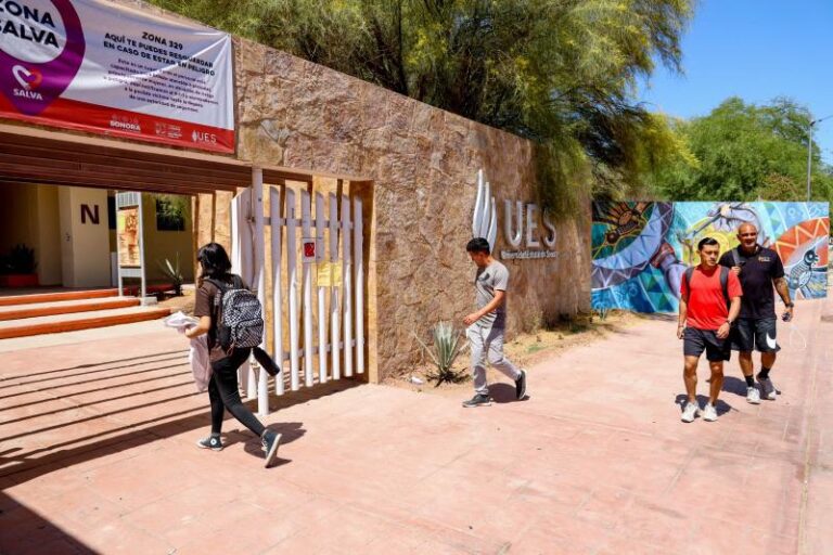 Espera UES reinscripción de más de 13 mil estudiantes al semestre 2024-2