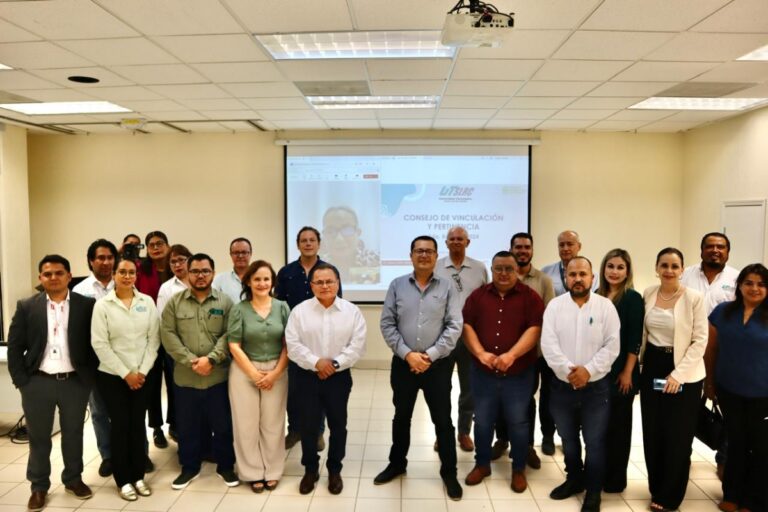 Fortalece Universidad Tecnológica de San Luis vínculos con el sector productivo