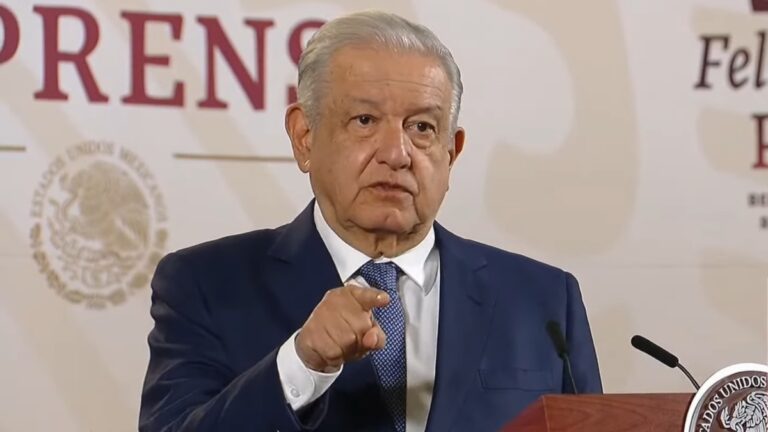 Como “injerencista, atrevida y desafortunada”, califica AMLO postura de Ken Salazar en contra de la Reforma al Poder Judicial