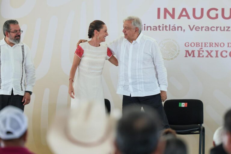 Somos un equipo por el bienestar de Veracruz. del pueblo de México: Claudia Sheinbaum