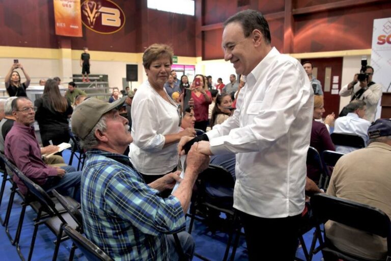 Resuelve Gobernador Durazo sentida demanda de pensión alimentaria de jubilados y pensionados del Ayuntamiento de Hermosillo