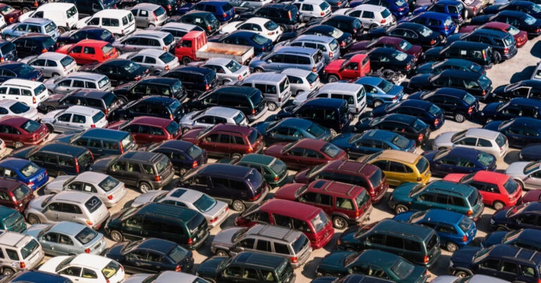 AMLO anuncia decreto para mantener regularización de “autos chocolate” más allá del 30 de septiembre