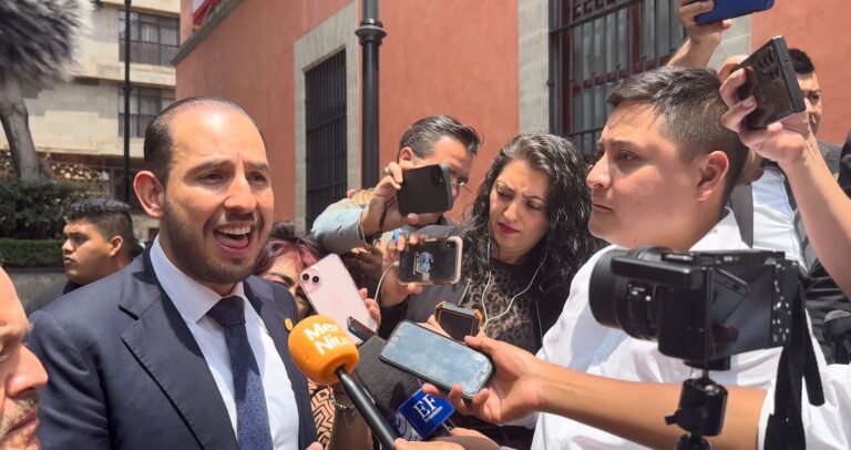 “Nos quieren comprar el voto a favor”, denuncia Marko Cortés