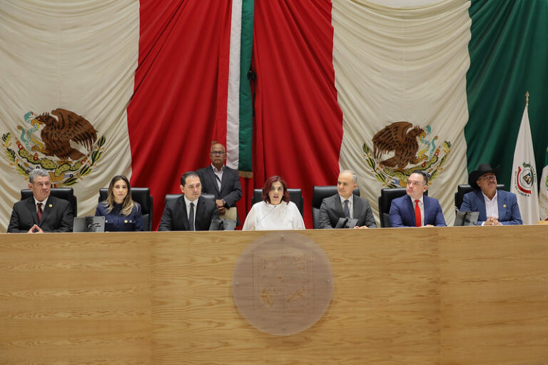 Rinde protesta la 64 Legislatura del Congreso de Sonora